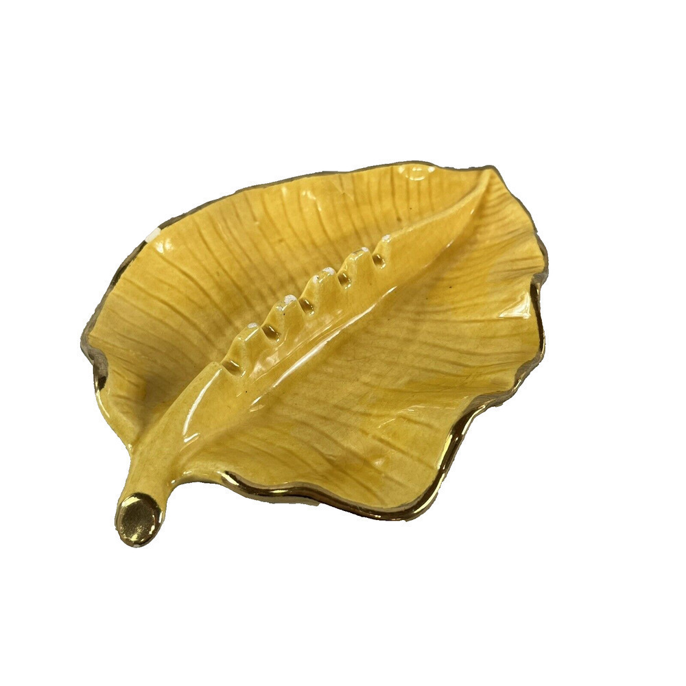Vintage MCM USA California Pottery Yellow Glaze Leaf Ashtray M 711